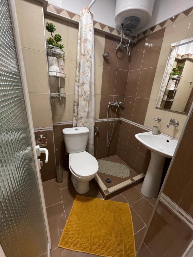 Meg'S Apartment Gjirokastër 외부 사진